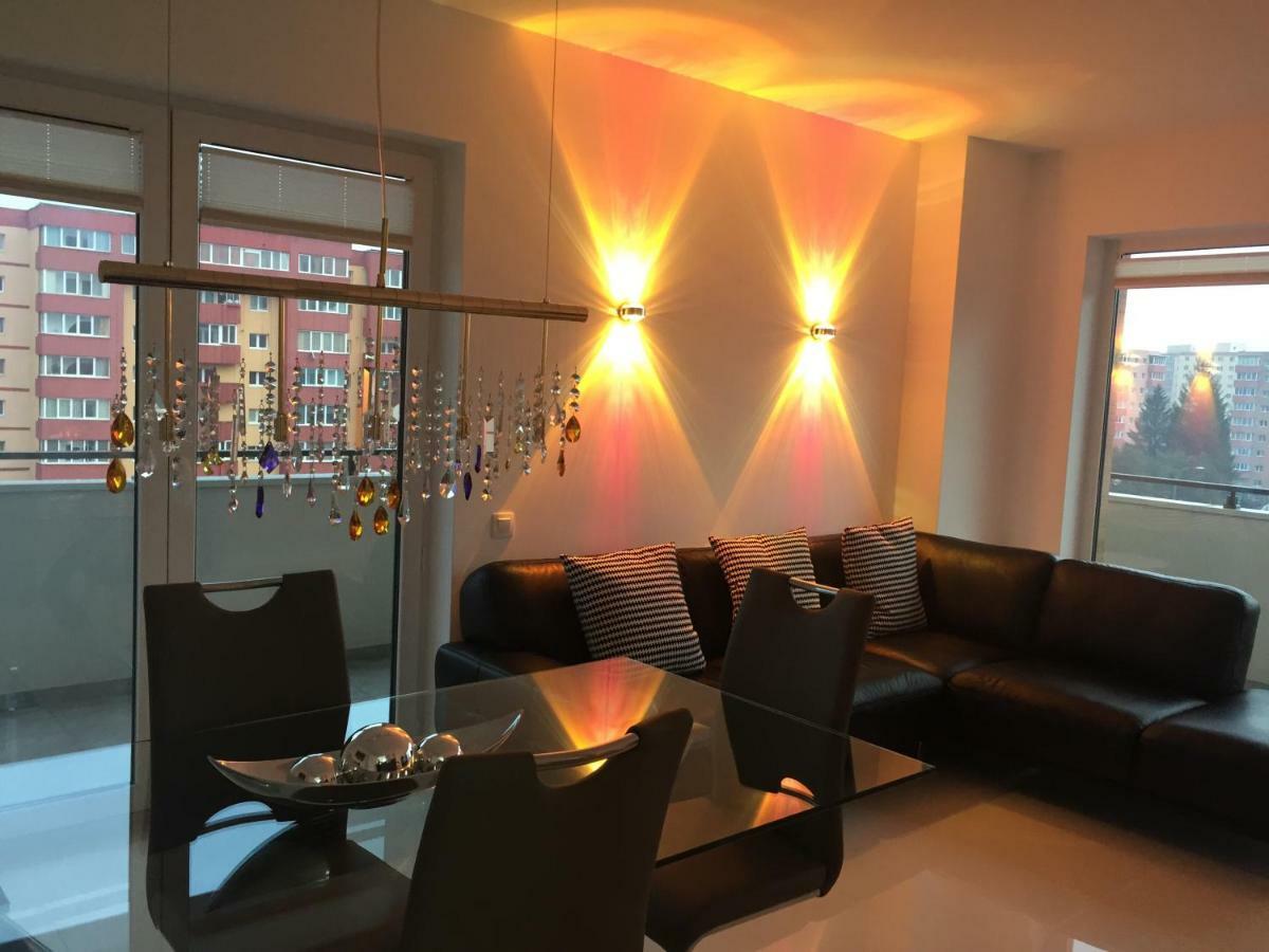Apartament Francesca Apartment Брашов Екстериор снимка